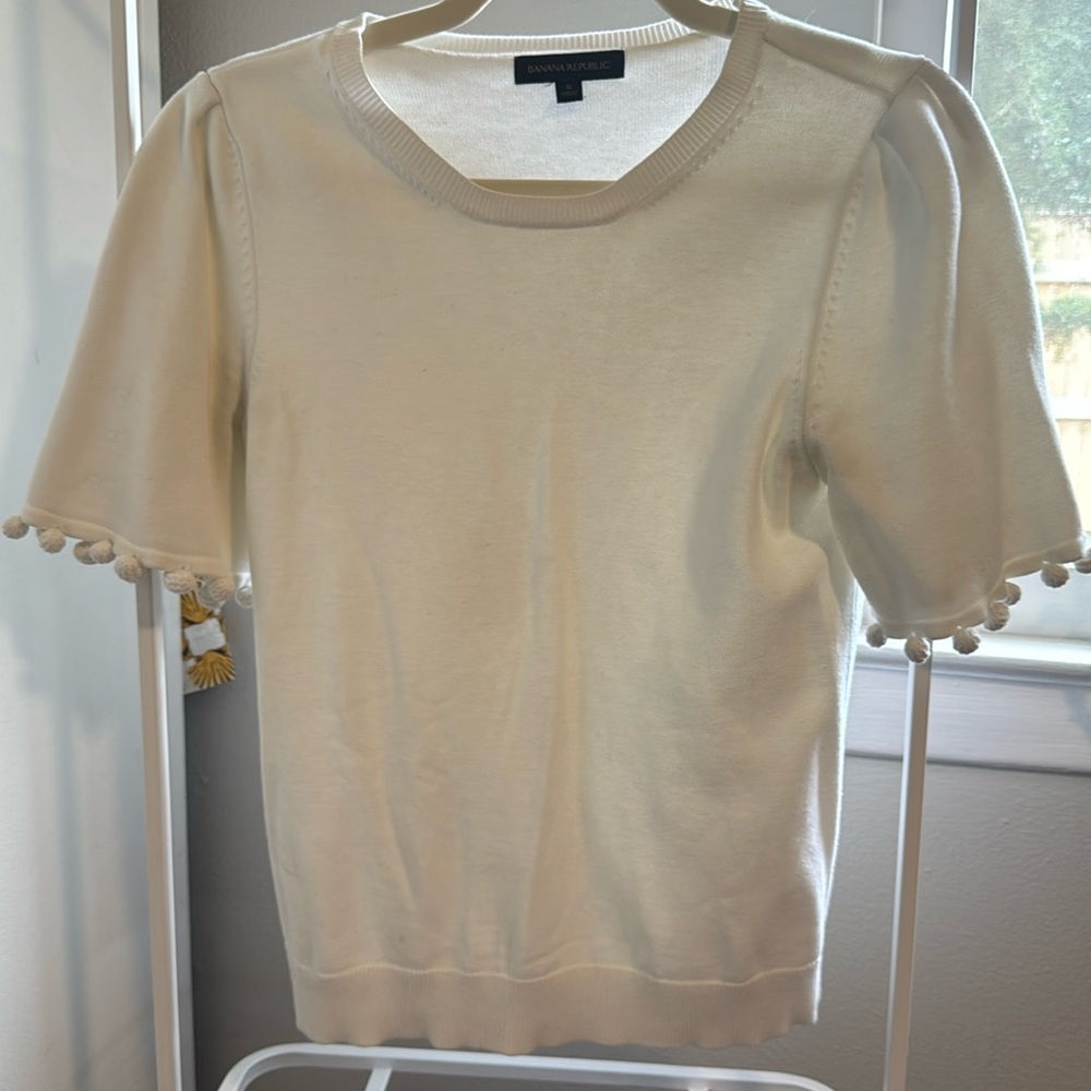 Banana Republic White Short Sleeve Sweater (light)